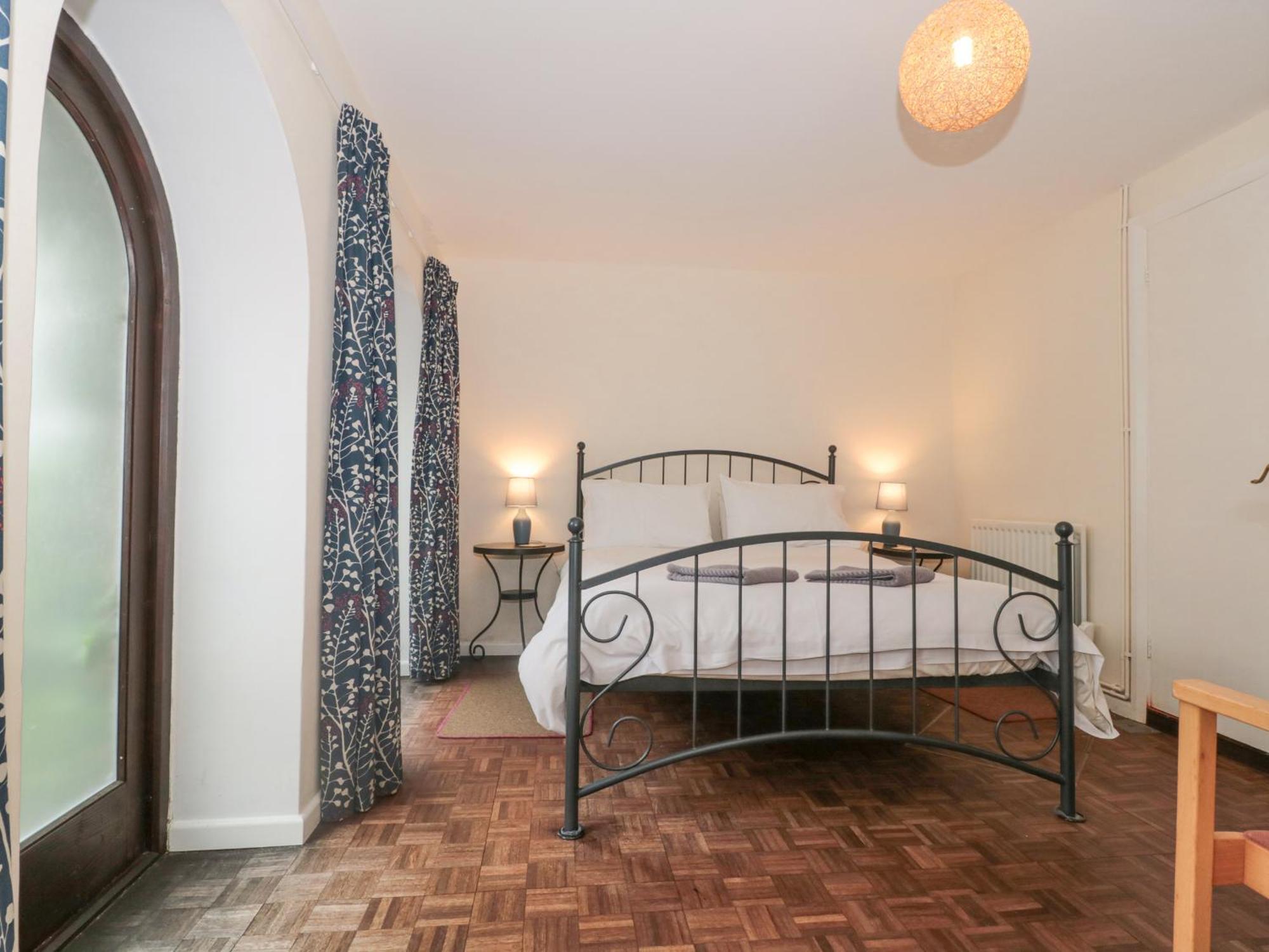 The Cottage ووتشيت المظهر الخارجي الصورة